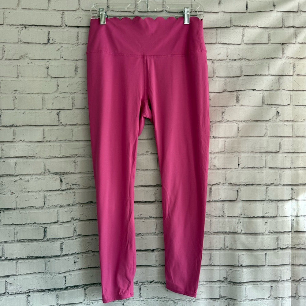 JoyLab Vibrant Pink Scallop Leggings‎ and Bra Set